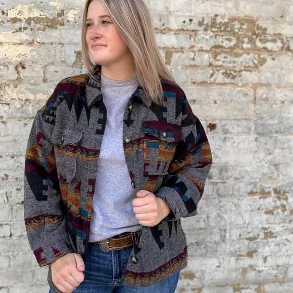 New In Aztec Tribal Shacket Jacket - Picture 6 of 11